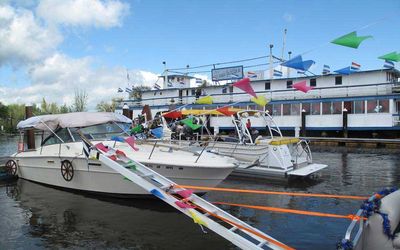 San Joaquin Yacht Club boats for Opening Day Parade